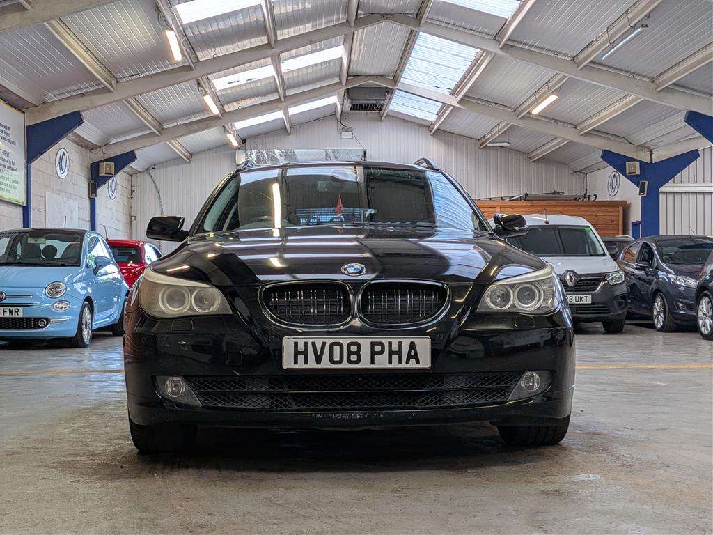 <p>2008 BMW 525D SE TOURING</p>