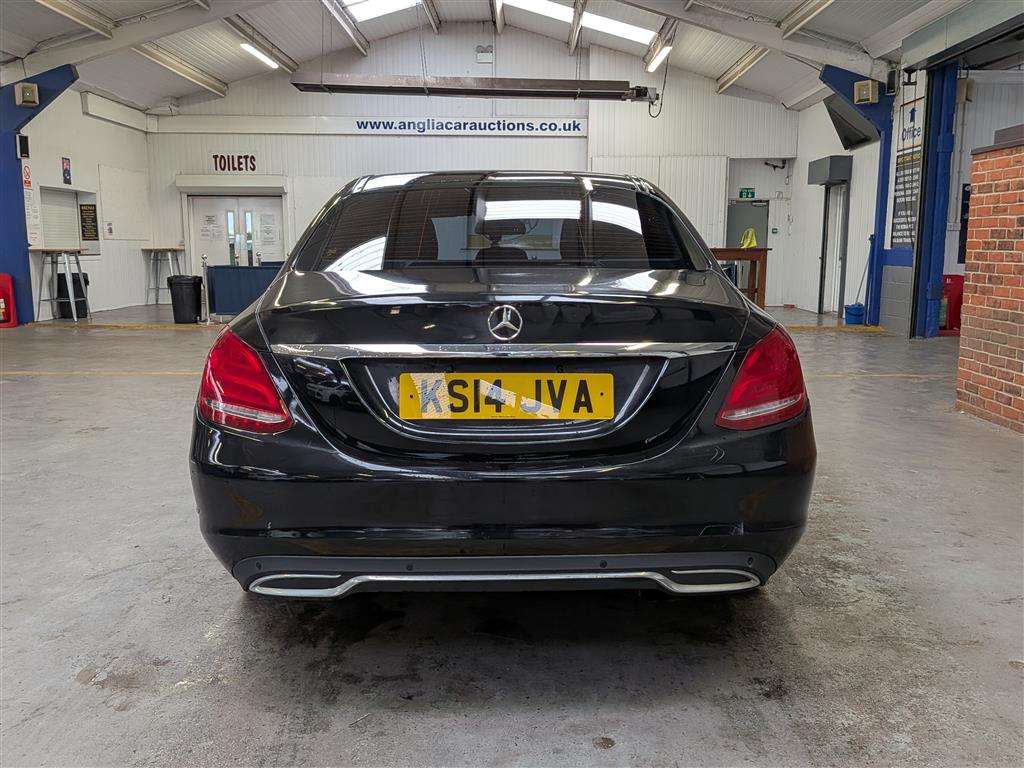 <p>2014 MERCEDES-BENZ C200 SPORT AUTO</p>