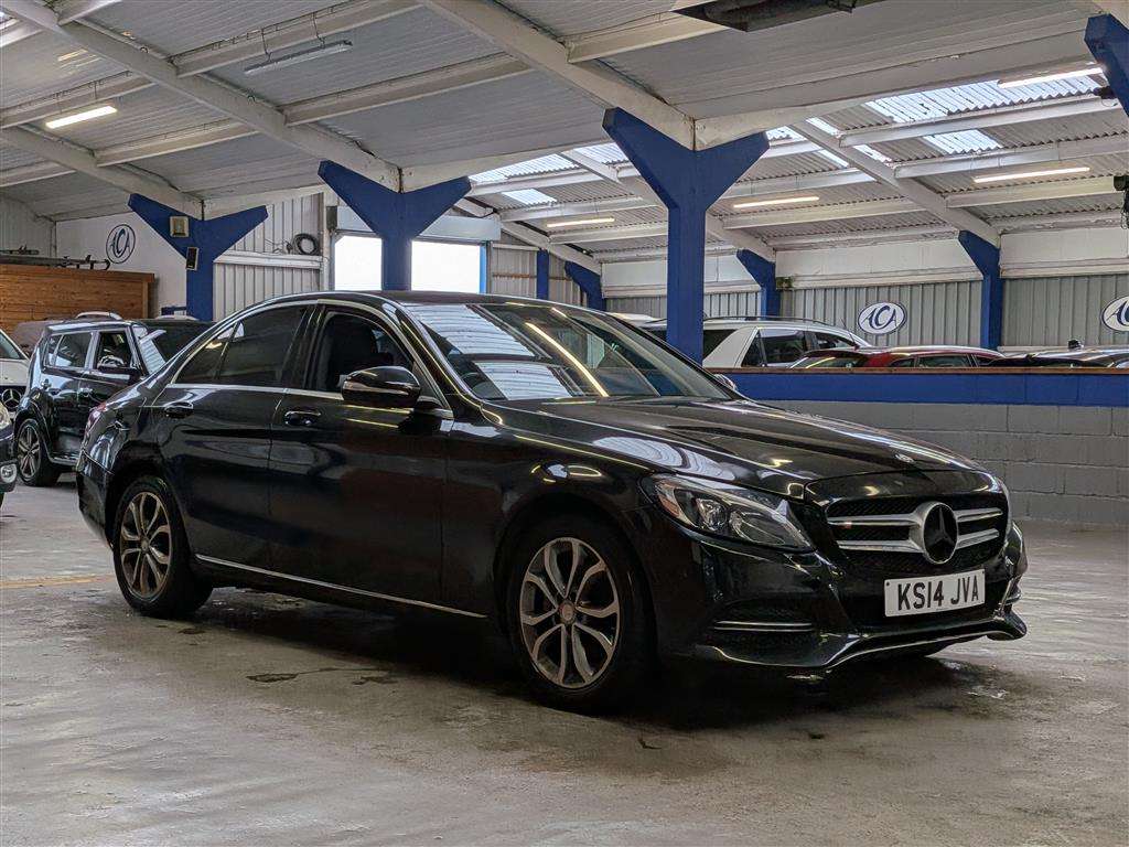 <p>2014 MERCEDES-BENZ C200 SPORT AUTO</p>