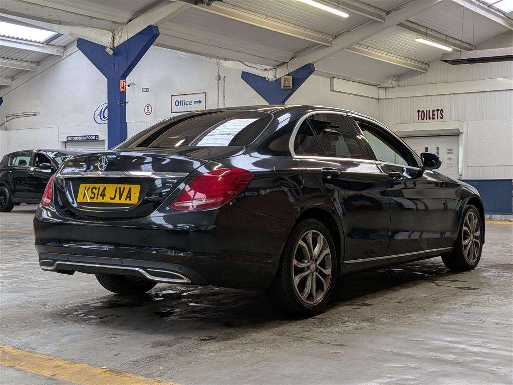 <p>2014 MERCEDES-BENZ C200 SPORT AUTO</p>