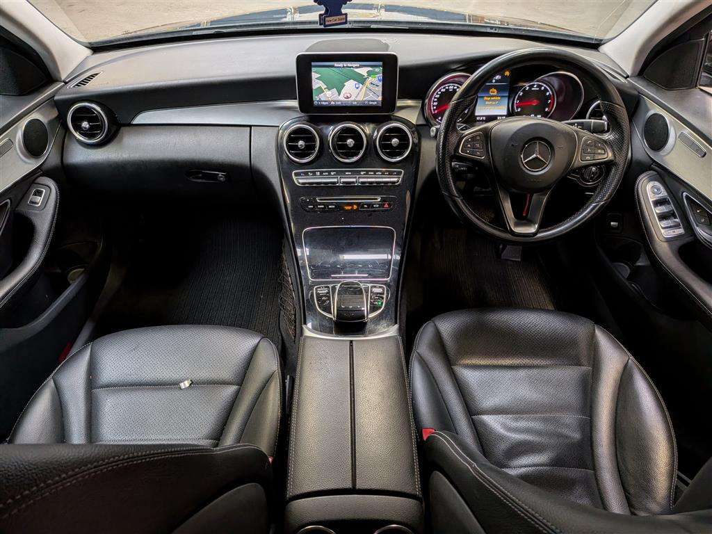 <p>2014 MERCEDES-BENZ C200 SPORT AUTO</p>