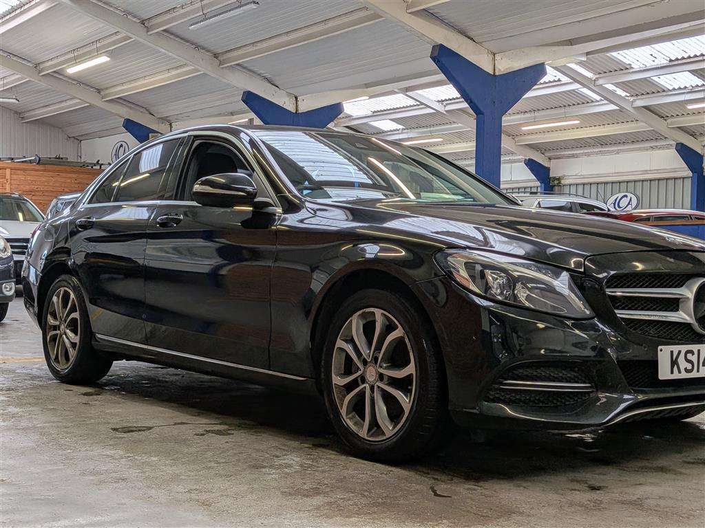 <p>2014 MERCEDES-BENZ C200 SPORT AUTO</p>