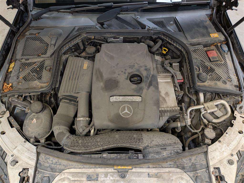 <p>2014 MERCEDES-BENZ C200 SPORT AUTO</p>