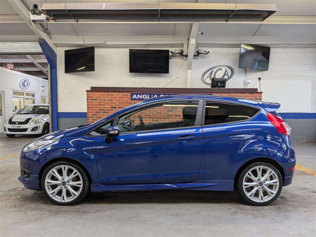 <p>2016 FORD FIESTA ZETEC S TDCI</p>
