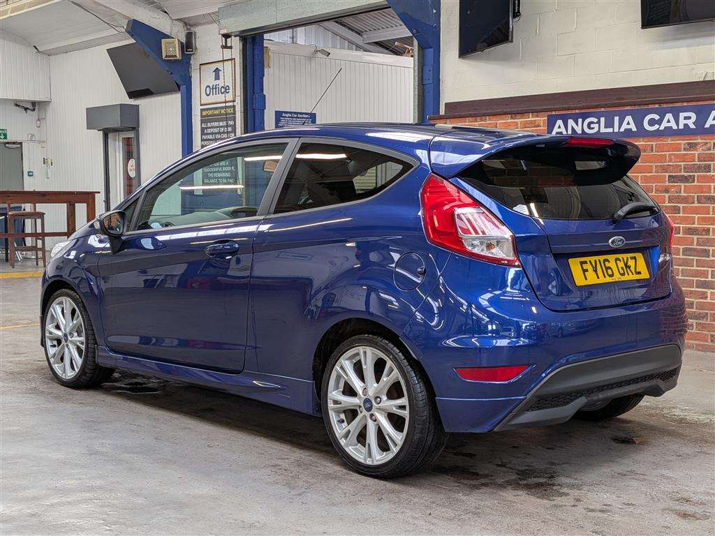 <p>2016 FORD FIESTA ZETEC S TDCI</p>