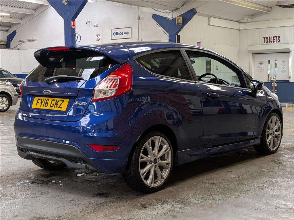 <p>2016 FORD FIESTA ZETEC S TDCI</p>