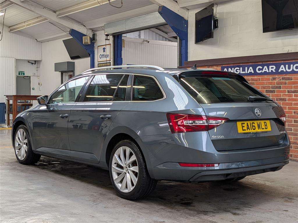 <p>2016 SKODA SUPERB SE L EXECUTIVE TDI</p>