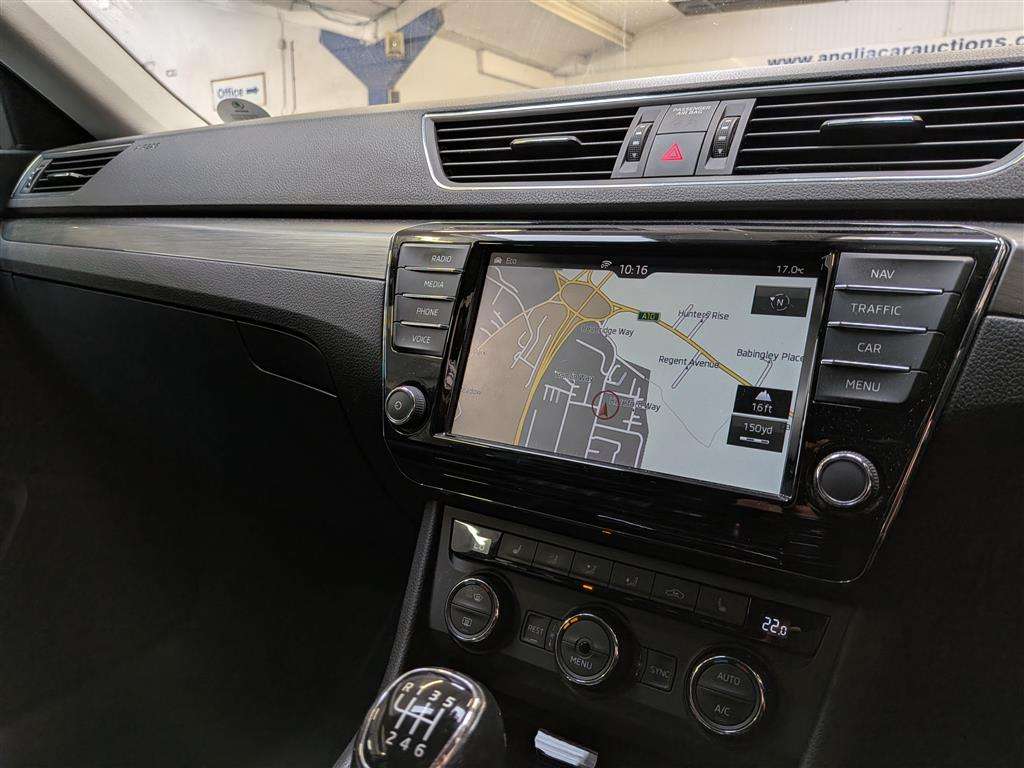 <p>2016 SKODA SUPERB SE L EXECUTIVE TDI</p>