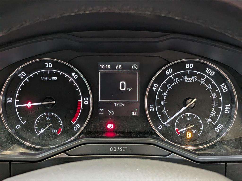 <p>2016 SKODA SUPERB SE L EXECUTIVE TDI</p>