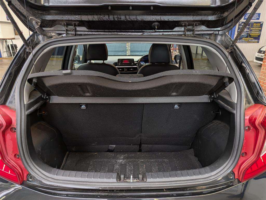 <p>2017 KIA PICANTO GT-LINE</p>