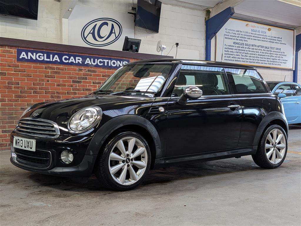 <p>2013 MINI ONE</p>