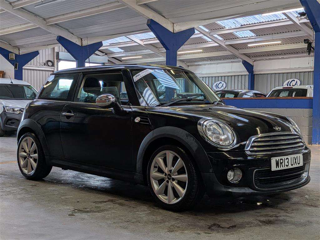<p>2013 MINI ONE</p>