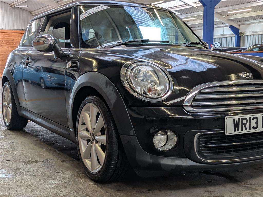 <p>2013 MINI ONE</p>