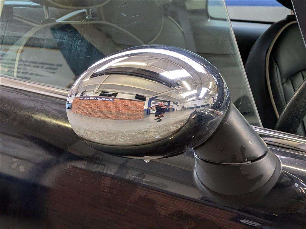 <p>2013 MINI ONE</p>