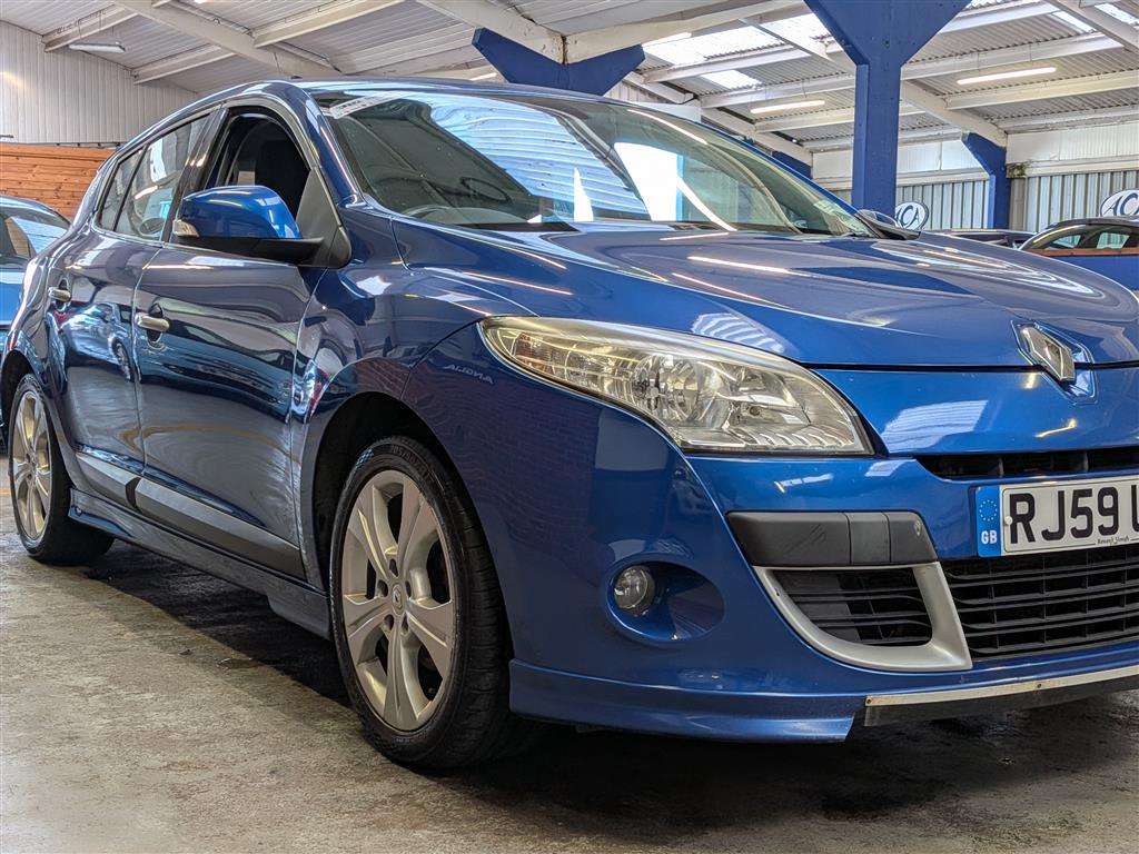 <p>2010 RENAULT MEGANE DYNAMIQUE VVT</p>