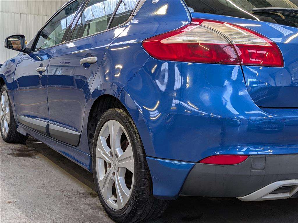 <p>2010 RENAULT MEGANE DYNAMIQUE VVT</p>