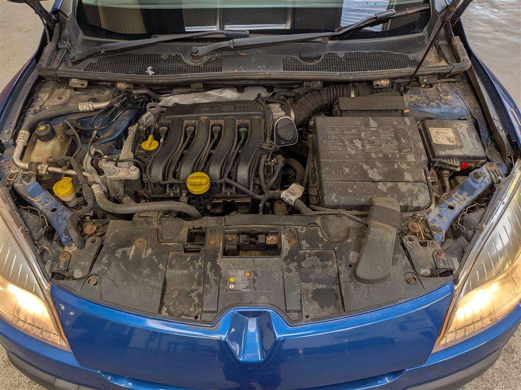<p>2010 RENAULT MEGANE DYNAMIQUE VVT</p>