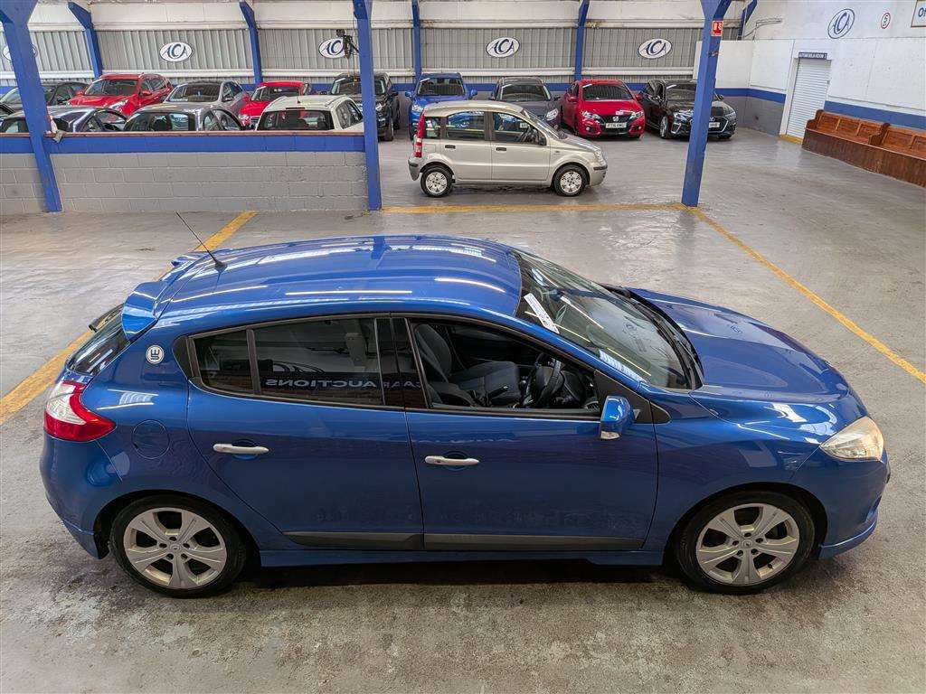 <p>2010 RENAULT MEGANE DYNAMIQUE VVT</p>