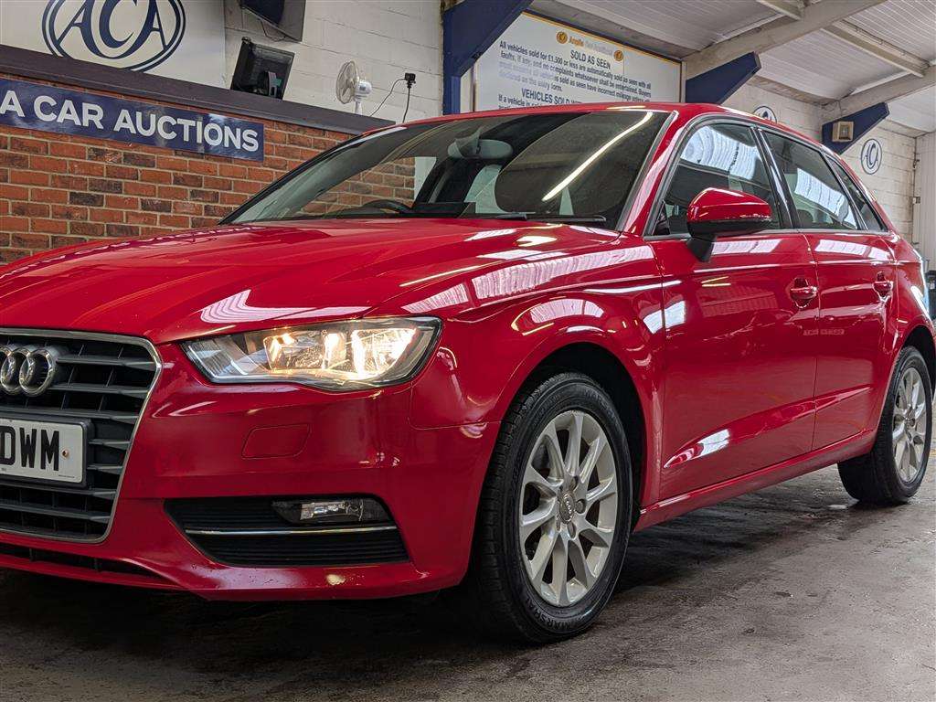 <p>2014 AUDI A3 SE TDI</p>