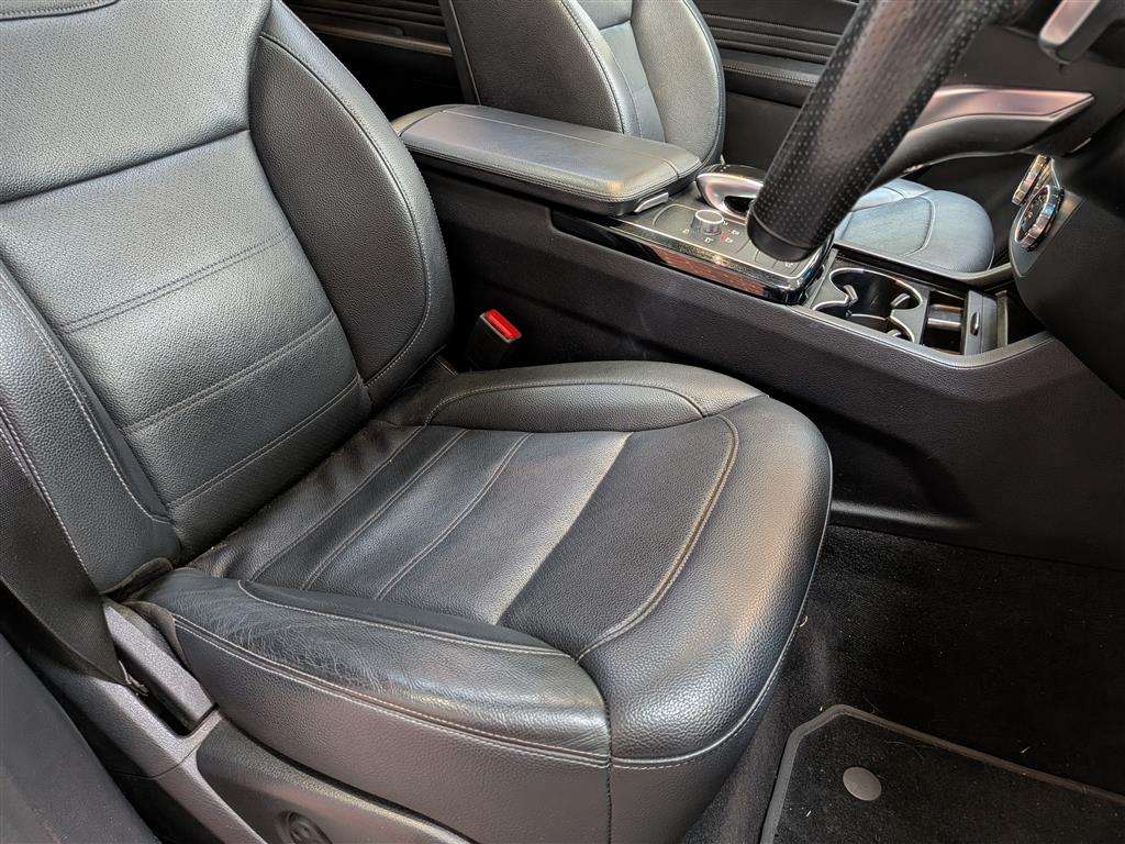 <p>2017 MERCEDES-BENZ GLE 250 D 4M AMG LINE PRE</p>