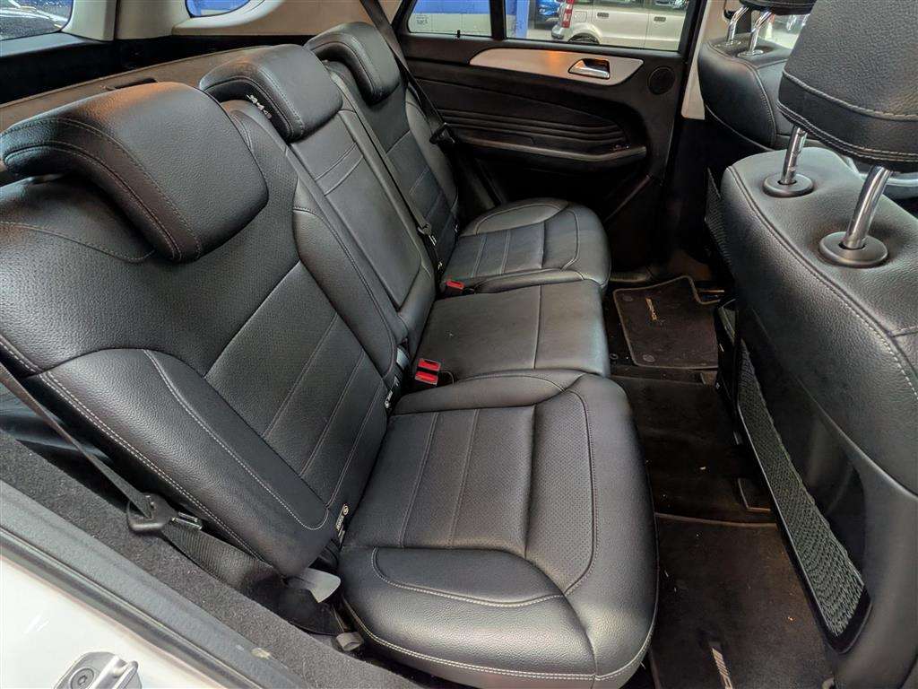 <p>2017 MERCEDES-BENZ GLE 250 D 4M AMG LINE PRE</p>