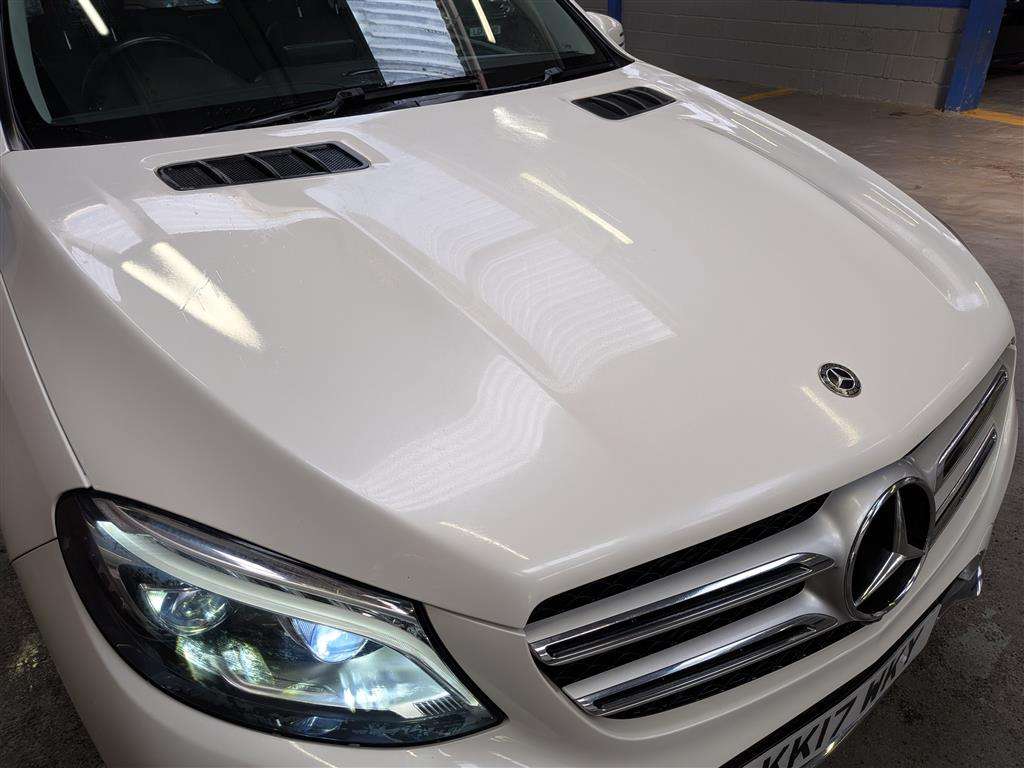 <p>2017 MERCEDES-BENZ GLE 250 D 4M AMG LINE PRE</p>
