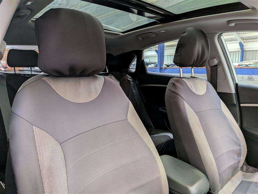 <p>2014 HYUNDAI I30 PANORAMA SE</p>