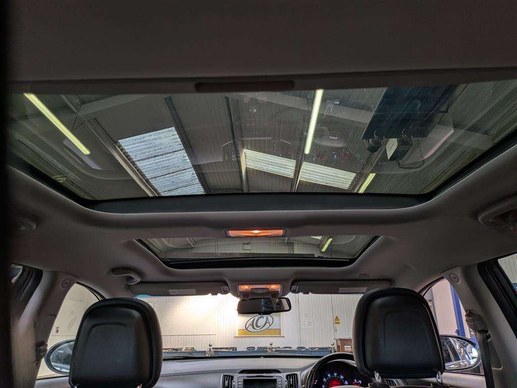 <p>2012 KIA SPORTAGE KX-3 SAT NAV CRD</p>
