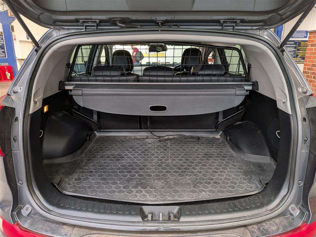 <p>2012 KIA SPORTAGE KX-3 SAT NAV CRD</p>