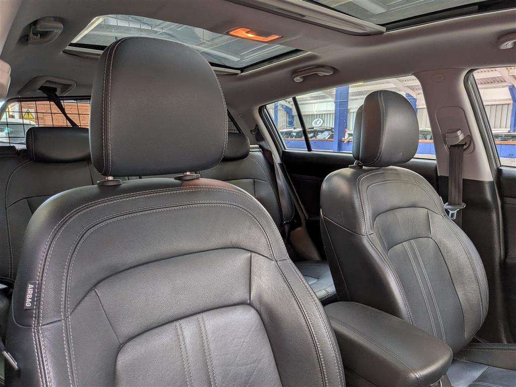 <p>2012 KIA SPORTAGE KX-3 SAT NAV CRD</p>