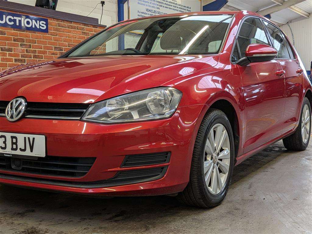 <p>2013 VOLKSWAGEN GOLF SE BLUEMOTION TECH T</p>