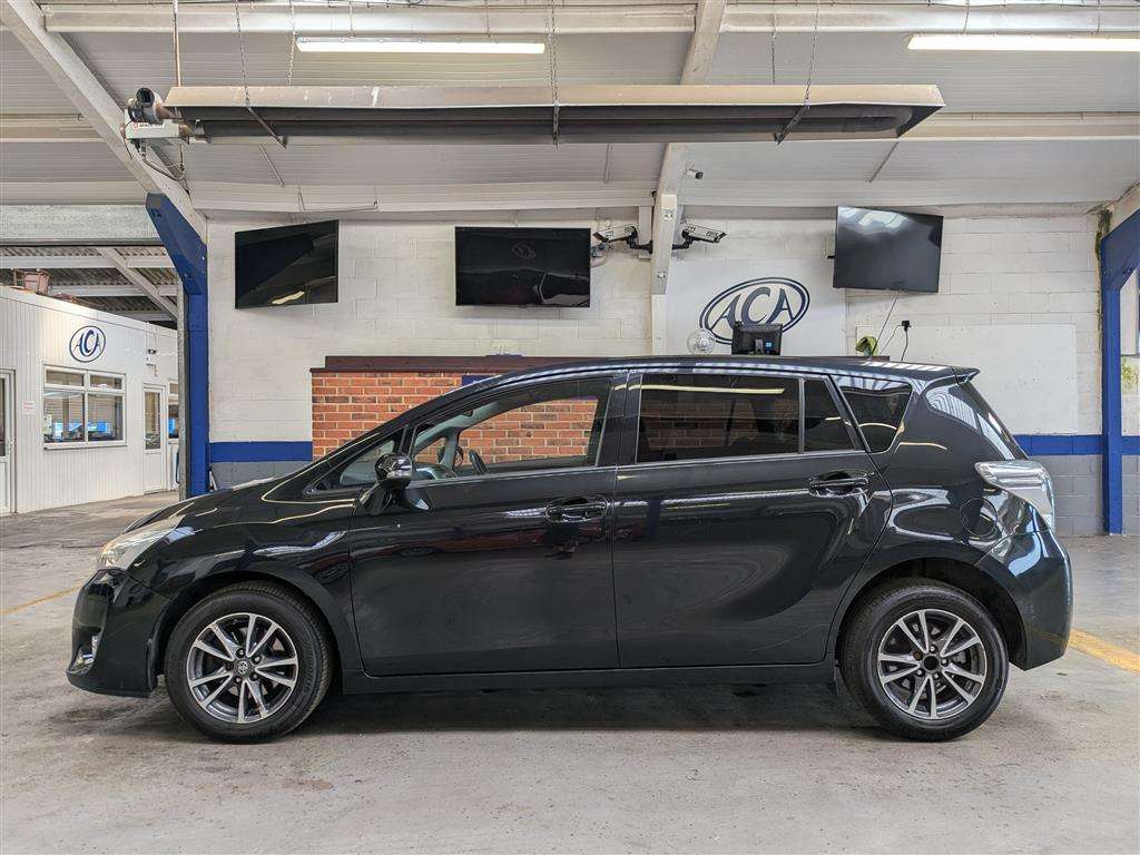 <p>2014 TOYOTA VERSO ICON D-4D</p>
