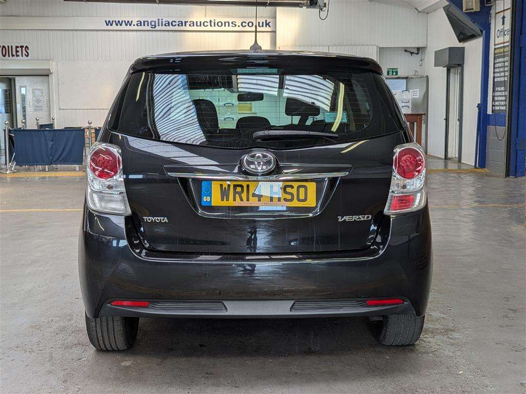 <p>2014 TOYOTA VERSO ICON D-4D</p>