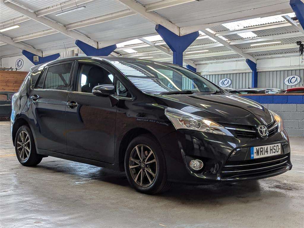 <p>2014 TOYOTA VERSO ICON D-4D</p>