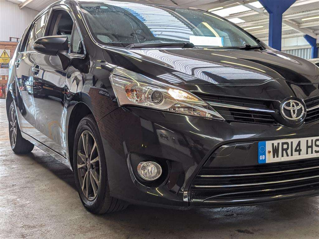 <p>2014 TOYOTA VERSO ICON D-4D</p>