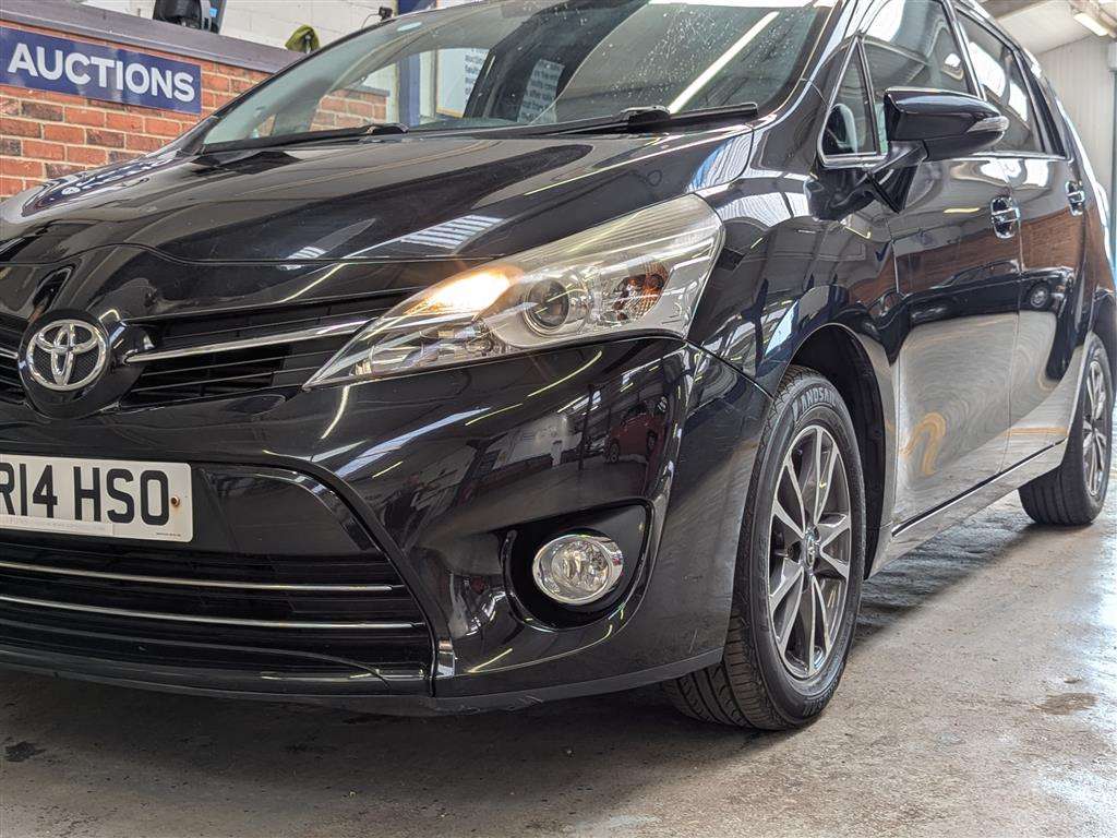 <p>2014 TOYOTA VERSO ICON D-4D</p>