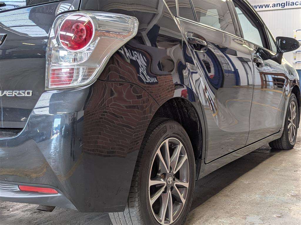 <p>2014 TOYOTA VERSO ICON D-4D</p>