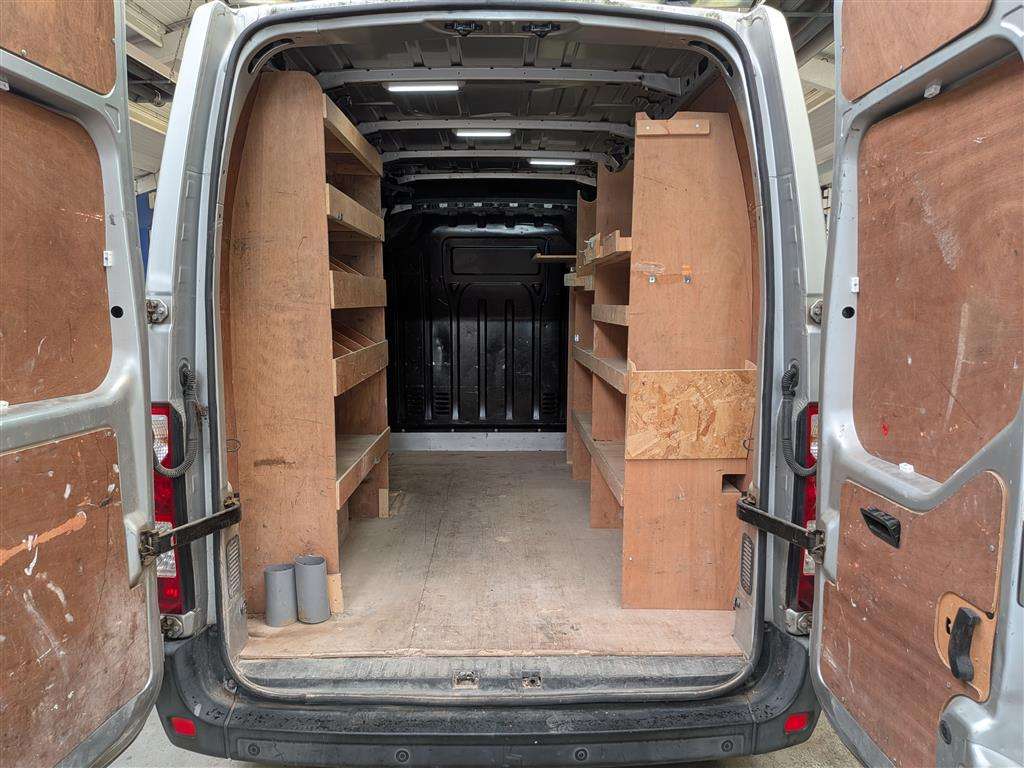 <p>2016 RENAULT MASTER MM35 BUSINESS ENER **SOLD</p>