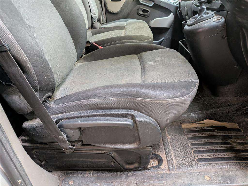 <p>2016 RENAULT MASTER MM35 BUSINESS ENER **SOLD</p>