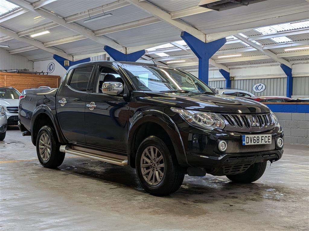 <p>2018 MITSUBISHI L200 BARBARIAN DI-D</p>