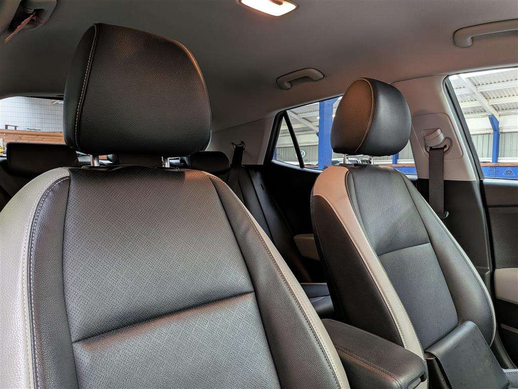<p>2019 KIA STONIC 4 ISG</p>