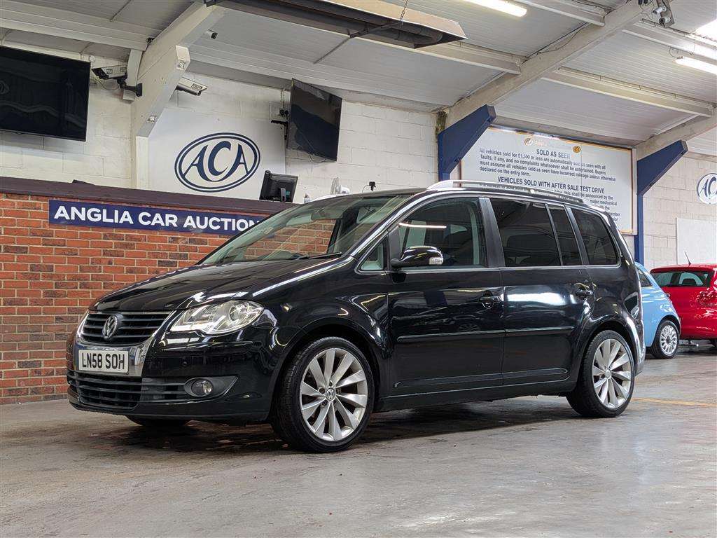 <p>2008 VOLKSWAGEN TOURAN SE TDI 105</p>