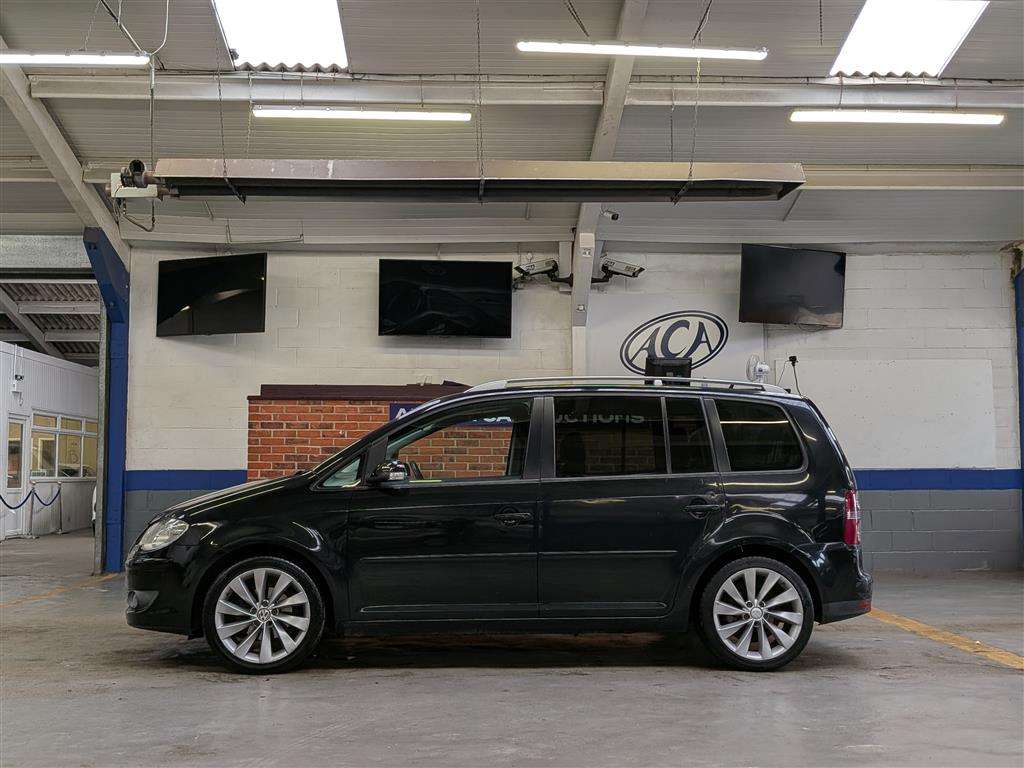 <p>2008 VOLKSWAGEN TOURAN SE TDI 105</p>
