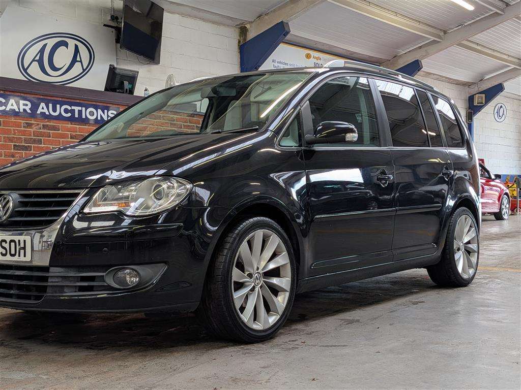 <p>2008 VOLKSWAGEN TOURAN SE TDI 105</p>