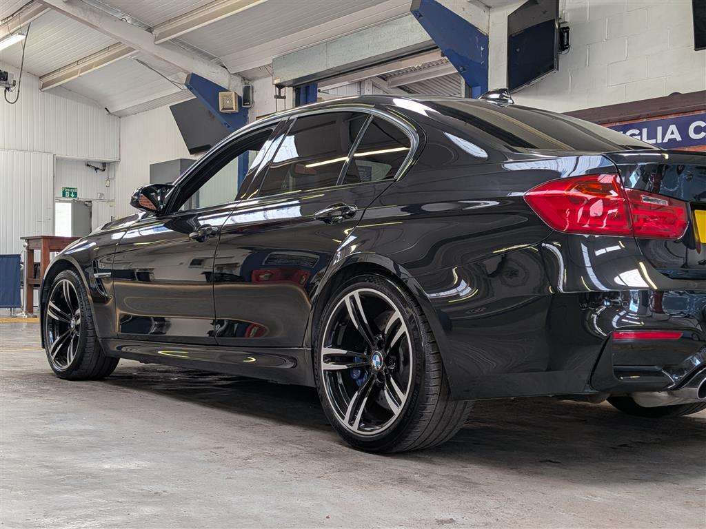 <p>2014 BMW M3 S-A</p>
