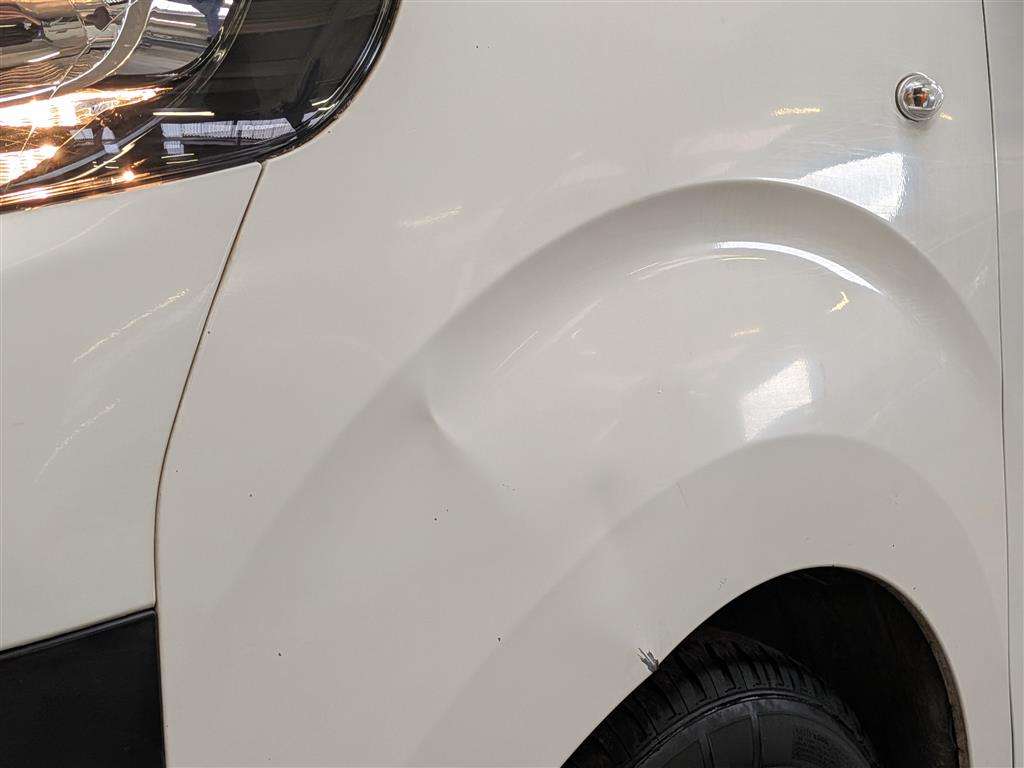 <p>2018 PEUGEOT EXPERT PRO COMPACT BLUE H</p>