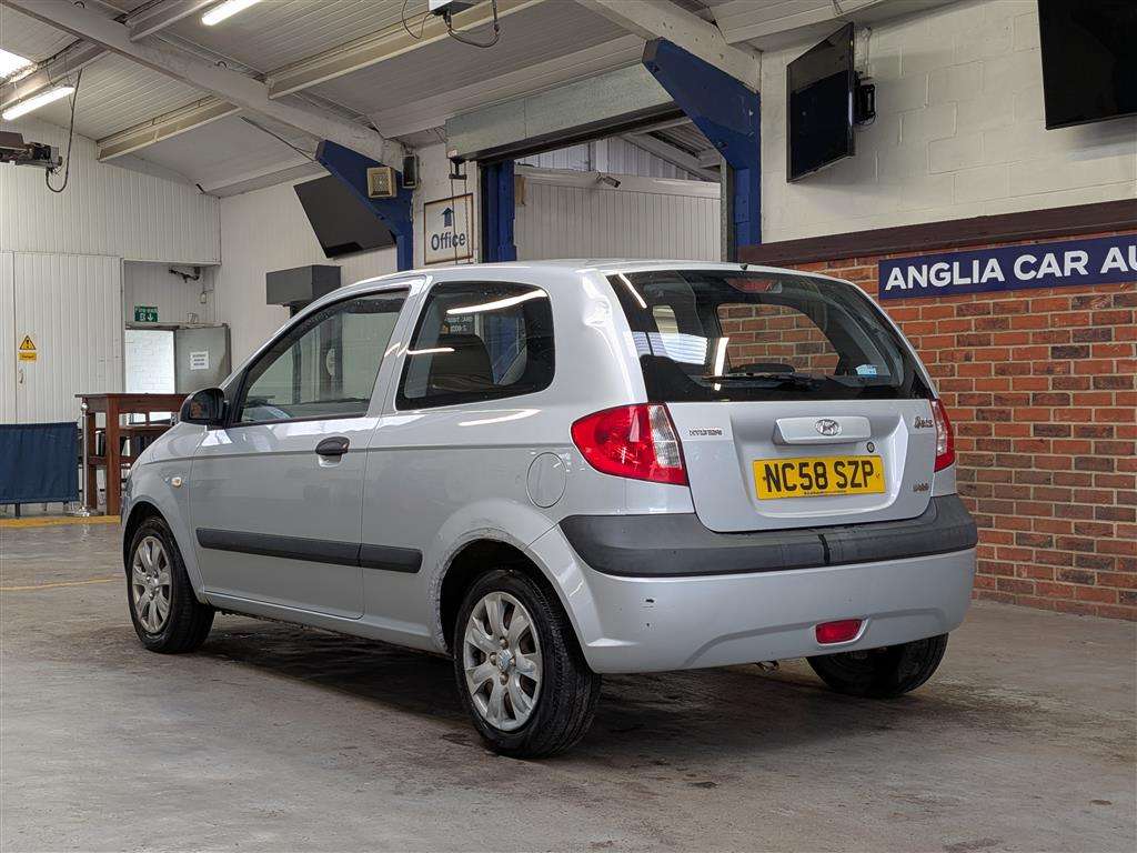 <p>2009 HYUNDAI GETZ GSI</p>
