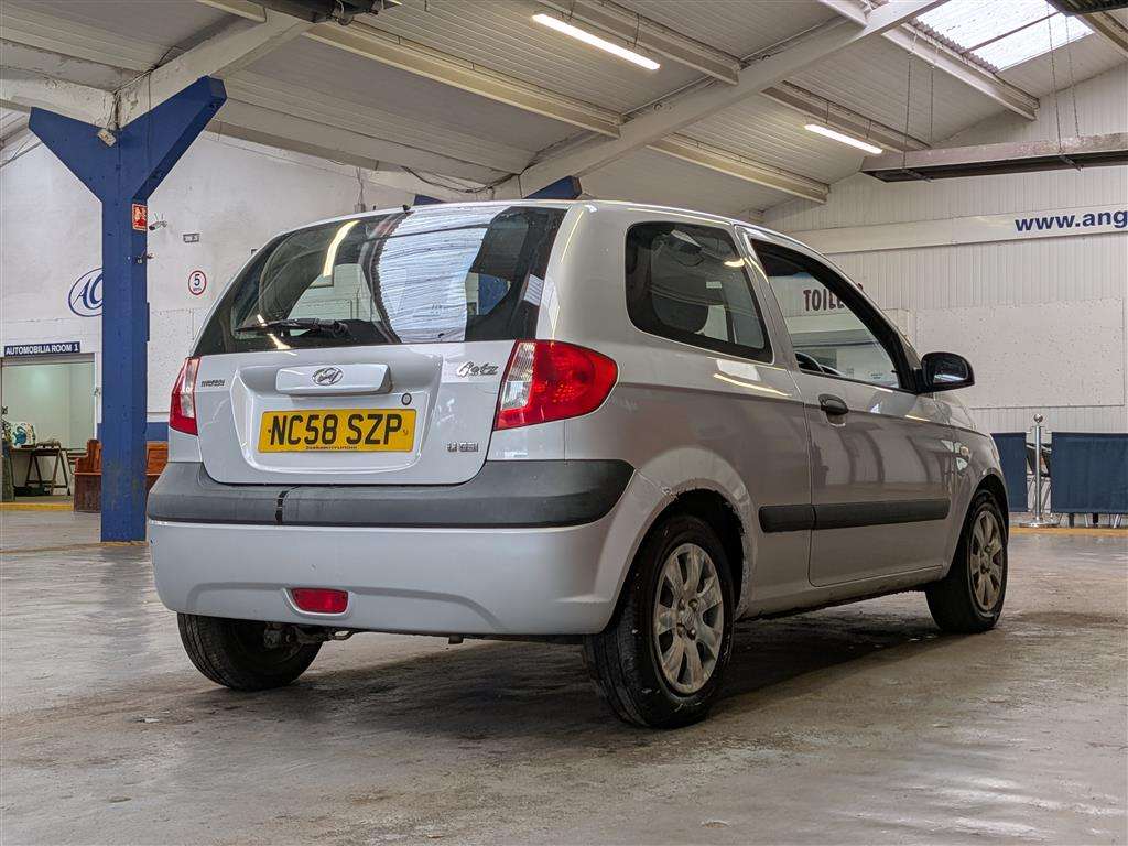 <p>2009 HYUNDAI GETZ GSI</p>