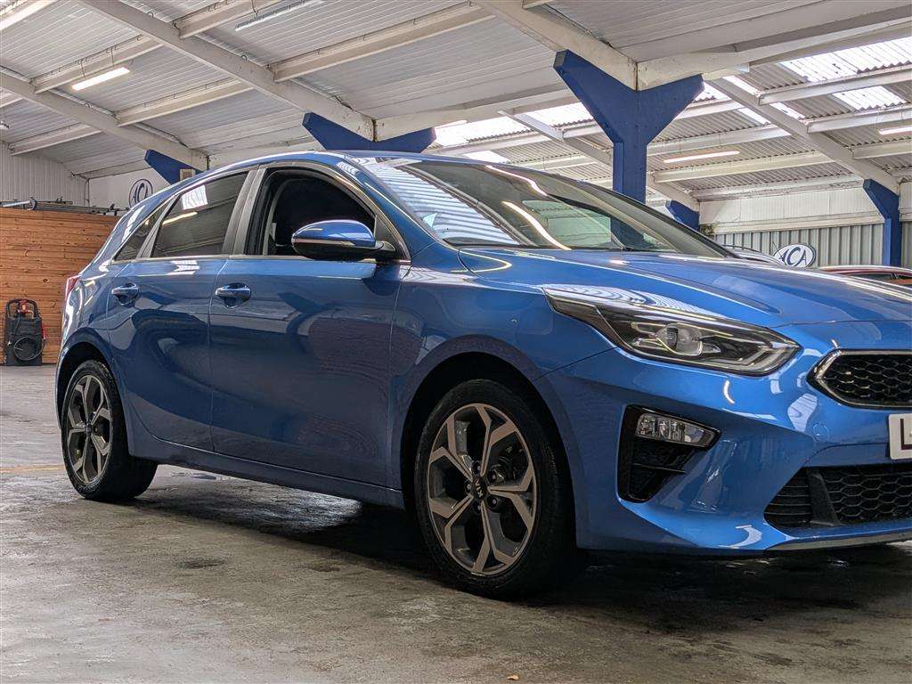 <p>2018 KIA CEED BLUE EDITION ISG S-A</p>