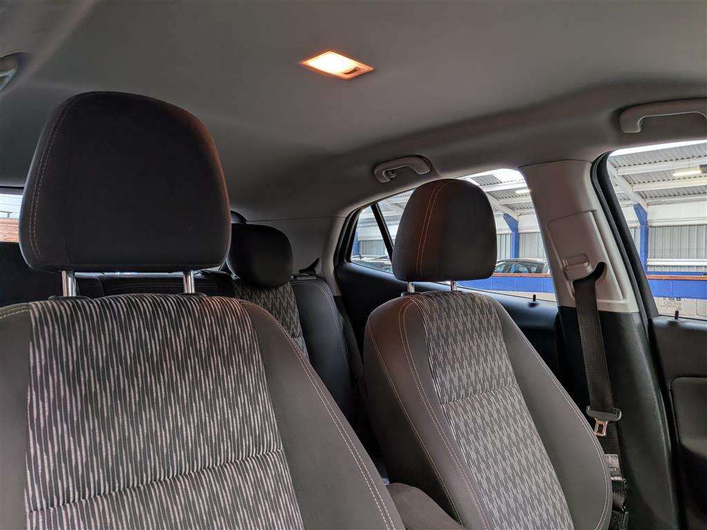 <p>2015 VAUXHALL MOKKA TECH LINE CDTI AUTO</p>